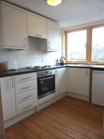  Image of 2 bedroom Flat to rent in Mentone Terrace Edinburgh EH9 at Newington Edinburgh Edinburgh, EH9 2DG
