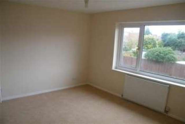  Image of 2 bedroom Detached house to rent in Mercia Way Warwick CV34 at Warwick, CV34 4QB