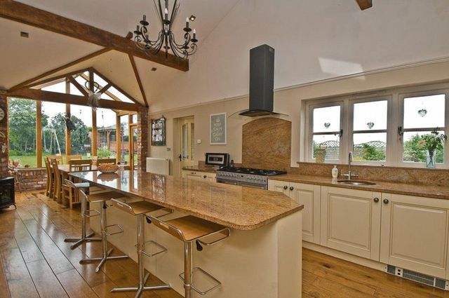  Image of 6 bedroom Detached house for sale in Merscar Lane Scarisbrick Ormskirk L40 at Merscar Lane Scarisbrick Ormskirk, L40 9RL