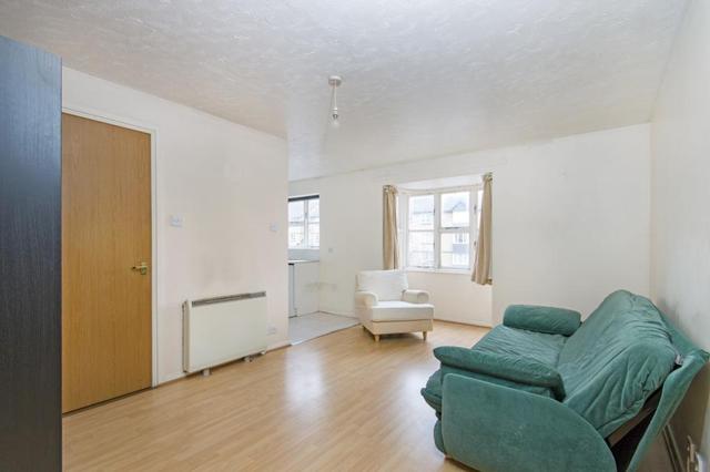  Image of Flat for sale in Stubbs Drive London SE16 at Michelangelo Court Stubbs Drive Rotherhithe, SE16 3EB