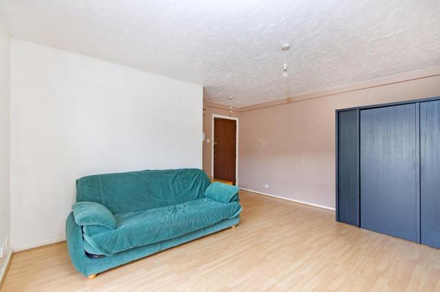  Image of Flat for sale in Stubbs Drive London SE16 at Michelangelo Court Stubbs Drive Rotherhithe, SE16 3EB