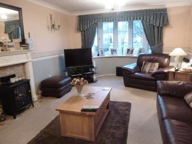  Image of 4 bedroom Detached house for sale in Micklesmere Drive Ixworth Bury St. Edmunds IP31 at Micklesmere Drive  Ixworth, IP31 2UJ