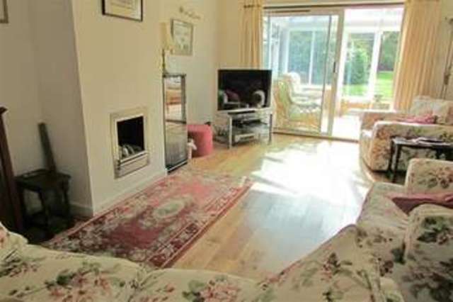  Image of 5 bedroom Detached house for sale in Middle Brooks Street BA16 at Street, BA16 0TU