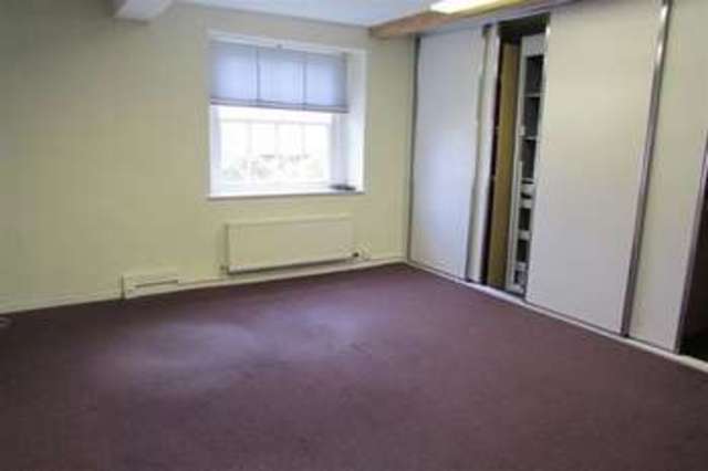  Image of 5 bedroom Semi-Detached house for sale in Middle Leigh Street BA16 at Street, BA16 0LA