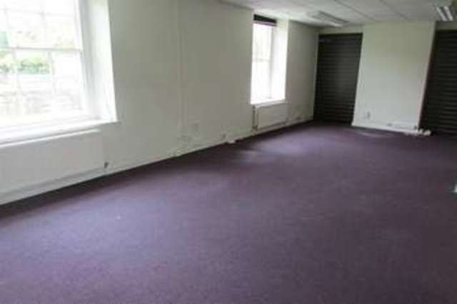  Image of 5 bedroom Semi-Detached house for sale in Middle Leigh Street BA16 at Street, BA16 0LA
