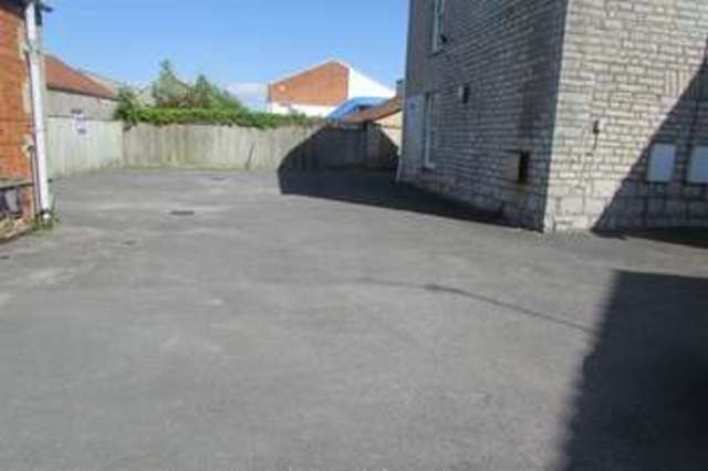  Image of 5 bedroom Semi-Detached house for sale in Middle Leigh Street BA16 at Street, BA16 0LA