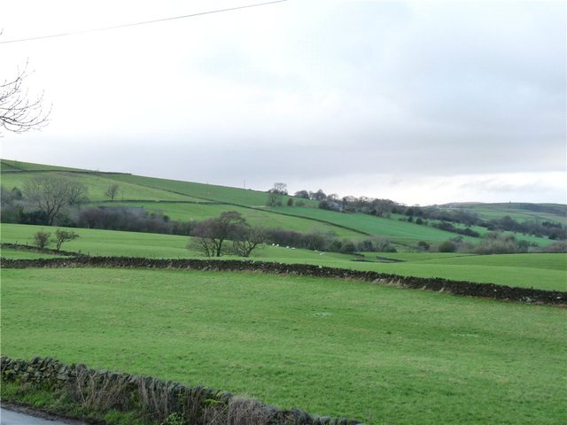  Image of 3 bedroom End of Terrace for sale in Middleton Cowling Keighley BD22 at Cowling Keighley Cowling, BD22 0DQ