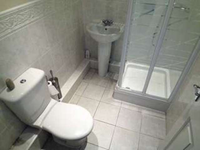  Image of 2 bedroom Flat for sale in Mill Bridge Close Retford DN22 at Mill Bridge Close  Retford, DN22 6FE