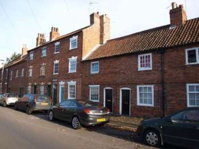  Image of 2 bedroom Terraced house for sale in Mill Gate Newark NG24 at Mill Gate  Newark, NG24 4UA