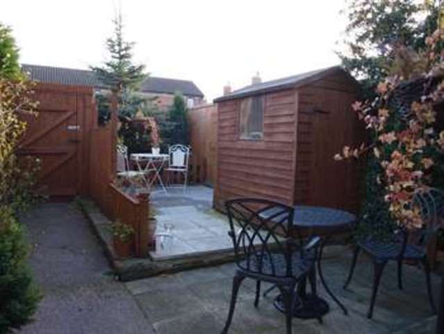 Image of 2 bedroom Terraced house for sale in Mill Gate Newark NG24 at Mill Gate  Newark, NG24 4UA