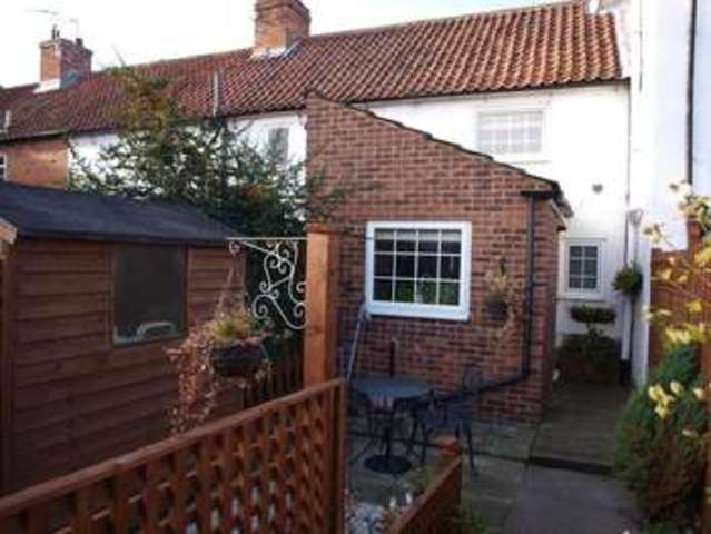 Image of 2 bedroom Terraced house for sale in Mill Gate Newark NG24 at Mill Gate  Newark, NG24 4UA