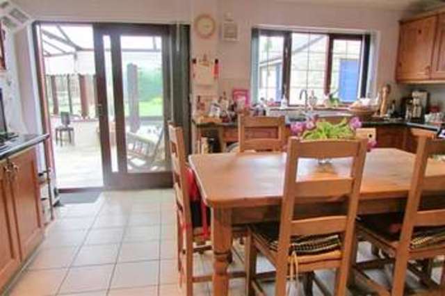  Image of 4 bedroom Detached house for sale in Mill Lane Shapwick Bridgwater TA7 at Bridgwater, TA7 9ND