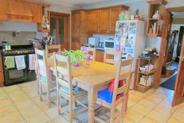  Image of 4 bedroom Detached house for sale in Mill Lane Shapwick Bridgwater TA7 at Bridgwater, TA7 9ND
