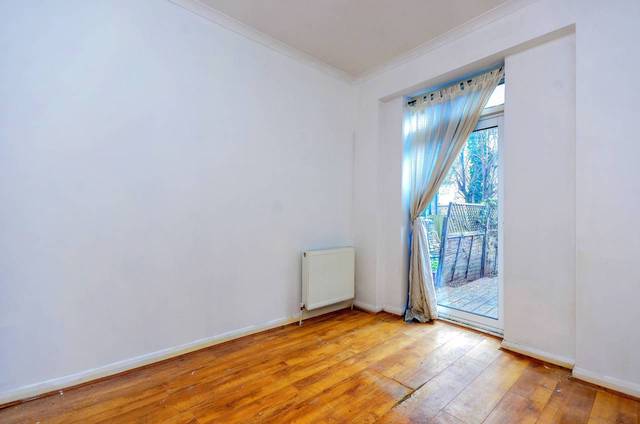  Image of 1 bedroom Flat for sale in Millfields Road London E5 at Millfields Road  Lower Clapton, E5 0AD