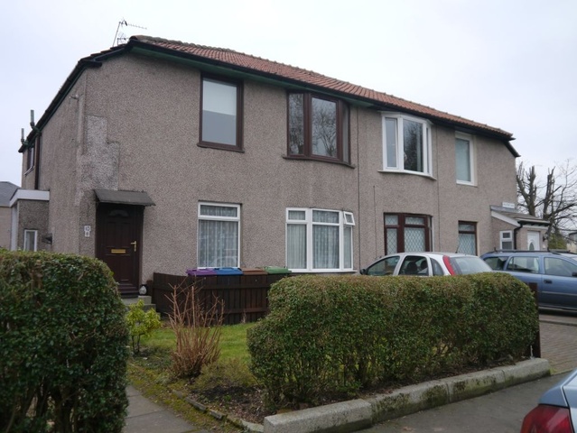  Image of 2 bedroom Flat to rent in Millport Avenue Glasgow G44 at Kings Park Glasgow Glasgow, G44 4RQ
