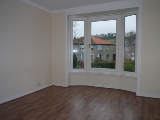  Image of 2 bedroom Flat to rent in Millport Avenue Glasgow G44 at Kings Park Glasgow Glasgow, G44 4RQ