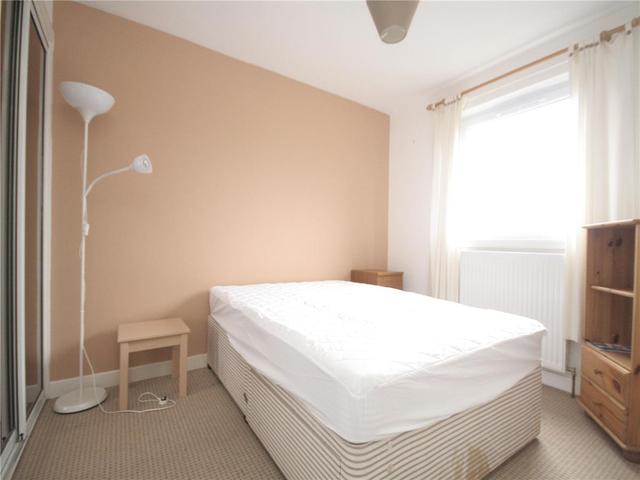  Image of 2 bedroom Flat to rent in Milnacre Edinburgh EH6 at Bonnington Edinburgh Edinburgh, EH6 5TD