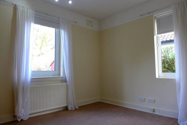  Image of 3 bedroom Detached house to rent in Milton Road West Edinburgh EH15 at Duddingston Edinburgh Edinburgh, EH15 1RD