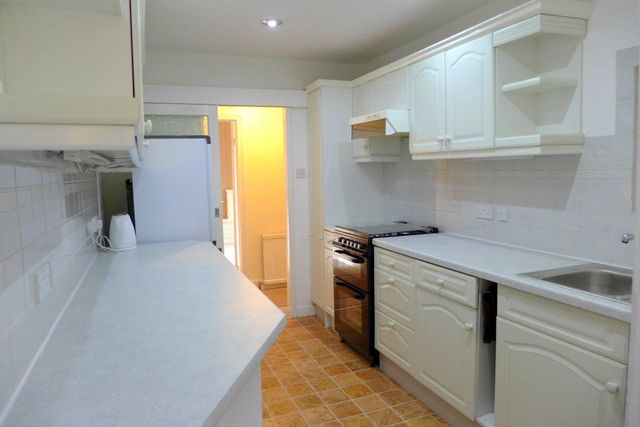  Image of 3 bedroom Detached house to rent in Milton Road West Edinburgh EH15 at Duddingston Edinburgh Edinburgh, EH15 1RD