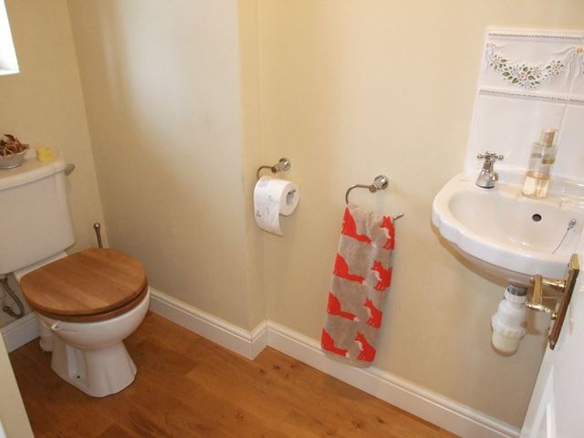  Image of 5 bedroom Detached house for sale in Mimosa Close Loughborough LE11 at Mimosa Close  Loughborough, LE11 2DJ