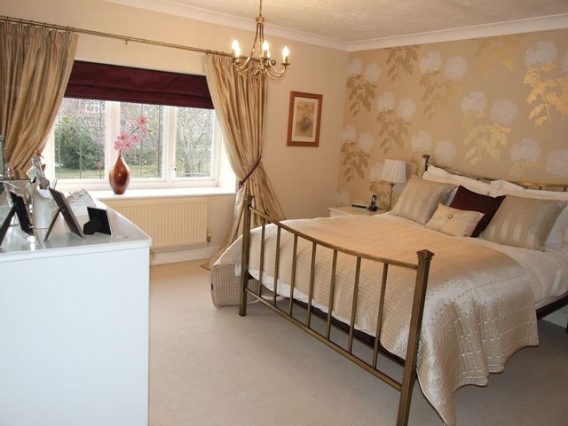 Image of 5 bedroom Detached house for sale in Mimosa Close Loughborough LE11 at Mimosa Close  Loughborough, LE11 2DJ