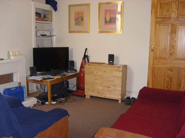  Image of 4 bedroom Detached house to rent in Minny Street Cathays Cardiff CF24 at Cathays Cardiff Roath, CF24 4ET