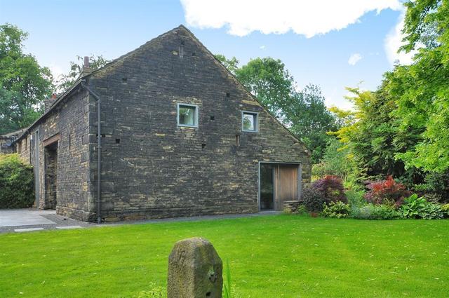  Image of 3 bedroom Semi-Detached house for sale in Mitchell Lane Idle Bradford BD10 at Bradford  Calverley, BD10 0TA