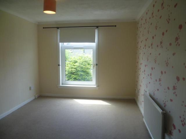  Image of 2 bedroom Flat to rent in Mitchell Road Cumbernauld Glasgow G67 at Cumbernauld North Lanarkshire North Lanarkshire, G67 1AD