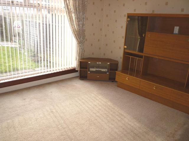  Image of 3 bedroom Flat to rent in Mitchell Walk Rosyth Dunfermline KY11 at Rosyth Fife Fife, KY11 2QR