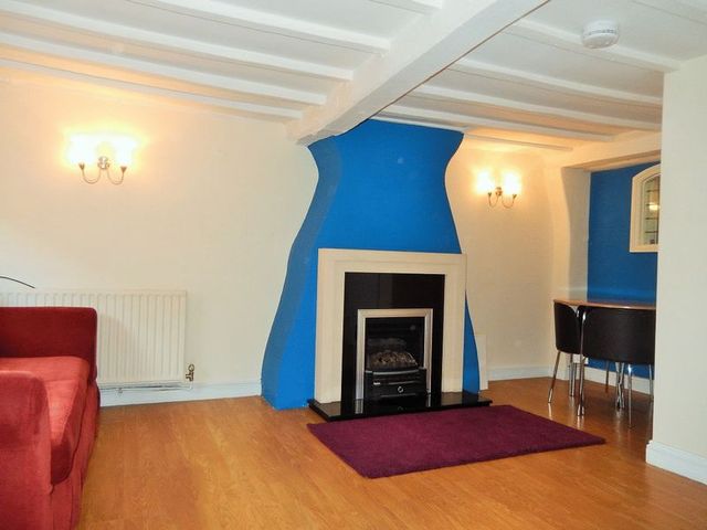  Image of 3 bedroom Terraced house for sale in Mitre Street Buckingham MK18 at Buckingham MK18 Buckingham, MK18 1DW