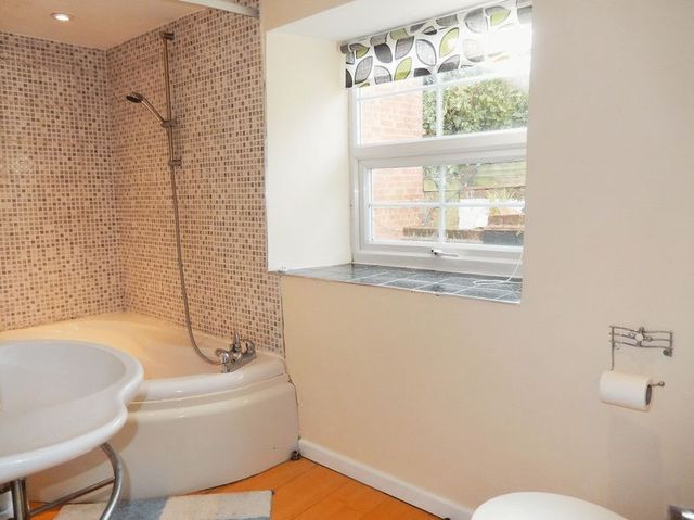  Image of 3 bedroom Terraced house for sale in Mitre Street Buckingham MK18 at Buckingham MK18 Buckingham, MK18 1DW