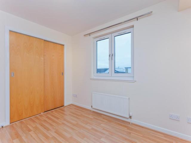  Image of 2 bedroom Flat to rent in Monart Road Perth PH1 at Perth Perthshire Perthshire, PH1 5UQ
