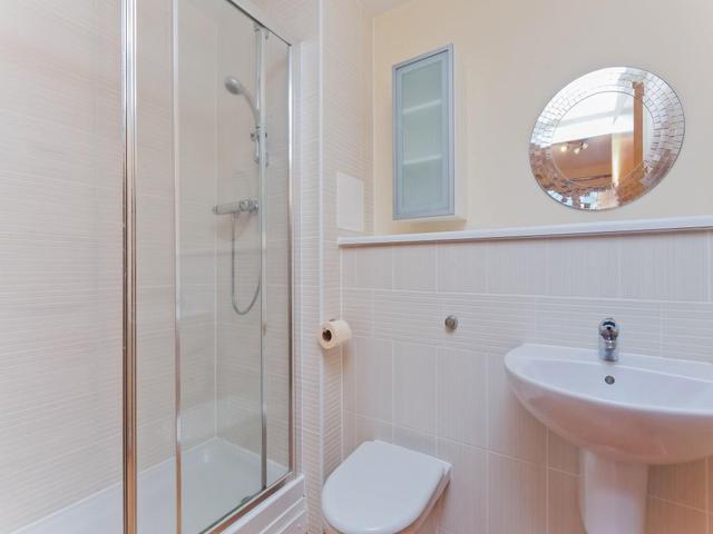  Image of 2 bedroom Flat to rent in Monart Road Perth PH1 at Perth Perthshire Perthshire, PH1 5UQ
