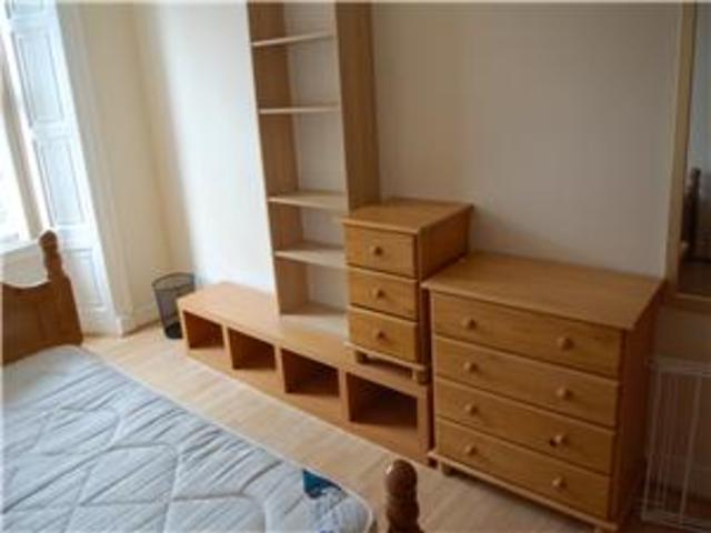  Image of 5 bedroom Flat to rent in Montague Street Edinburgh EH8 at Newington Edinburgh Edinburgh, EH8 9QT
