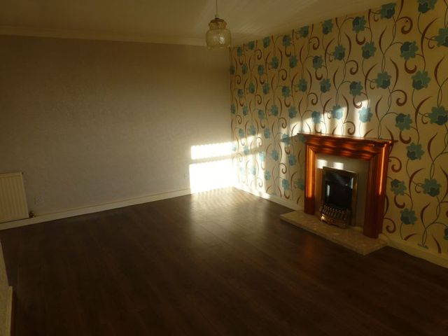  Image of 1 bedroom Flat to rent in Moor Court Fazakerley Liverpool L10 at Moor Court  Liverpool, L10 0AS