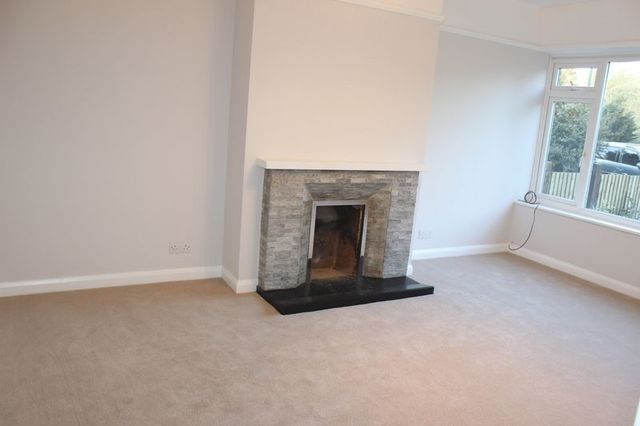  Image of 2 bedroom Flat for sale in Moor Lane Staines TW18 at Moor Lane  Staines-Upon-Thames, TW18 4YT