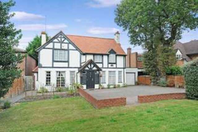 Image of 4 bedroom Detached house for sale in Moor Park Road Northwood HA6 at Northwood, HA6 2DJ