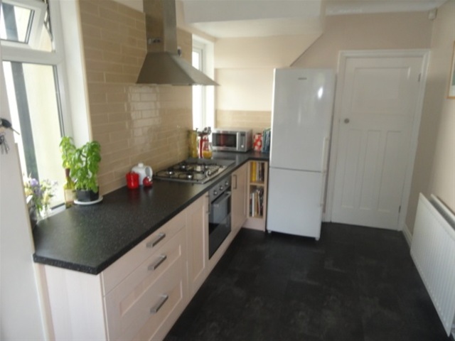  Image of 3 bedroom Semi-Detached house for sale in Moorhead Crescent Shipley BD18 at Moorhead, Shipley, BD18 4LQ