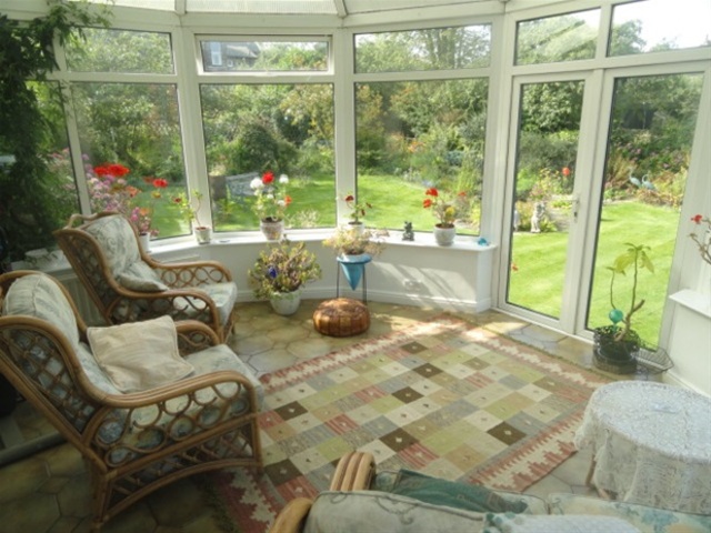  Image of 3 bedroom Detached house for sale in Moorhead Lane Shipley BD18 at Moorhead, Shipley, BD18 4JW