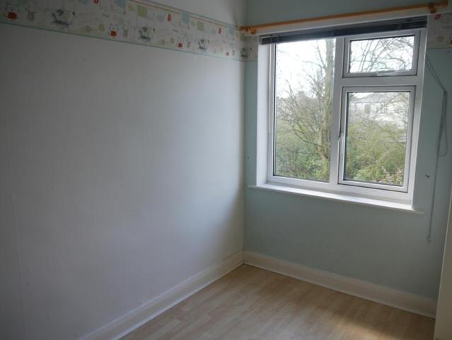  Image of 2 bedroom Semi-Detached house to rent in Moorland Crescent Pudsey LS28 at Pudsey  Farsley, LS28 8EW