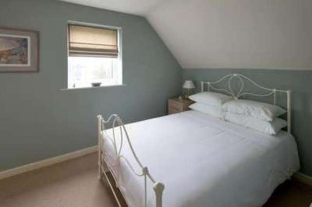  Image of 3 bedroom Town House for sale in Moorside Court Ilkley LS29 at Ilkley West Yorkshire Ilkley, LS29 8UF