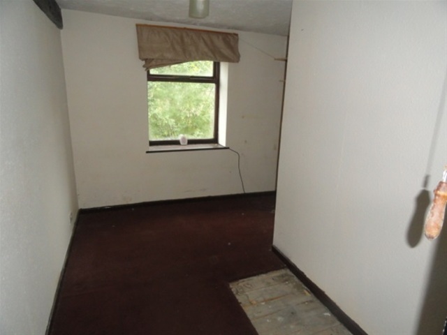  Image of 2 bedroom Terraced house for sale in Moorside Daisy Hill Bradford BD9 at Daisy Hill, Bradford, BD9 6DH