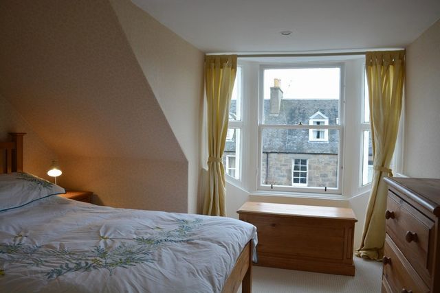  Image of 2 bedroom Flat to rent in Granton Road Trinity Edinburgh EH5 at Granton Edinburgh Edinburgh, EH5 1AJ