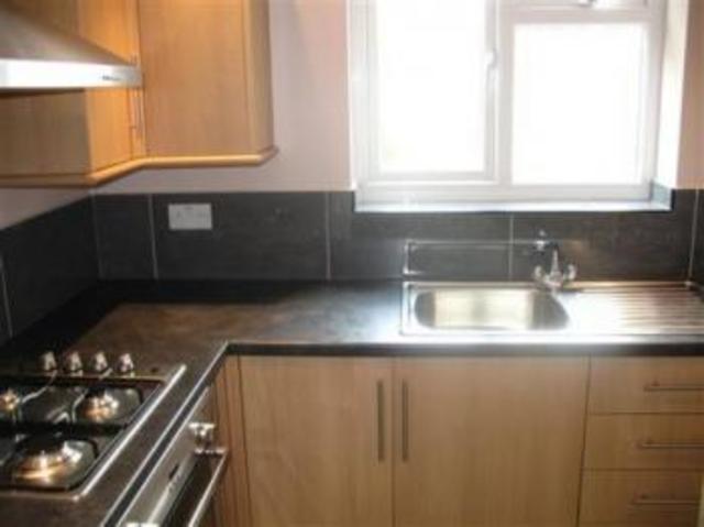  Image of 3 bedroom Flat to rent in Morecambe Gardens Stanmore HA7 at Morecambe Gardens  Stanmore, HA7 4SP
