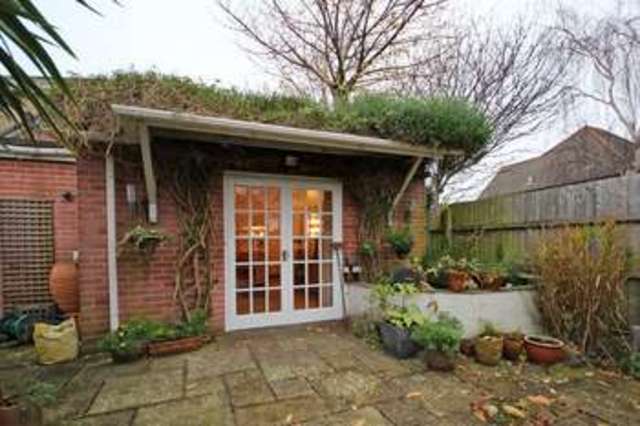  Image of 3 bedroom Flat for sale in Morley Road Southbourne Bournemouth BH5 at Morley Road Pokesdown Bournemouth, BH5 2JJ
