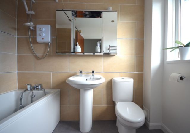  Image of 2 bedroom Bungalow for sale in Morningside Dawlish EX7 at Morningside  Holcombe, EX7 9SL