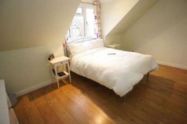  Image of 3 bedroom Semi-Detached house for sale in Mornington Crescent Hadleigh Benfleet SS7 at Mornington Crescent Hadleigh Benfleet, SS7 2HP