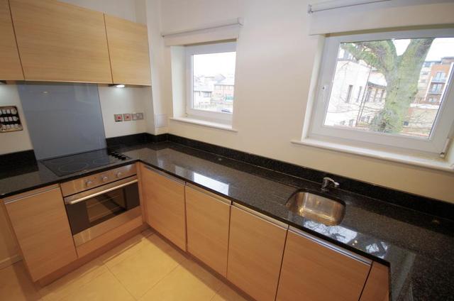  Image of 1 bedroom Flat to rent in Morphou Road London NW7 at London, NW7 1ED