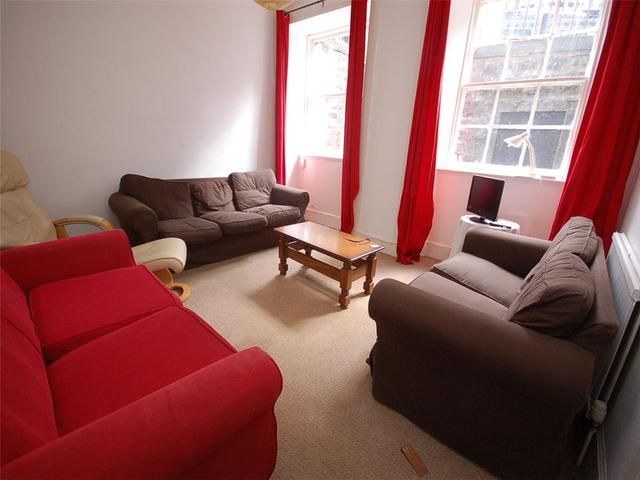  Image of 3 bedroom Flat to rent in Morrison Street Edinburgh EH3 at City Centre Edinburgh Edinburgh, EH3 8EB