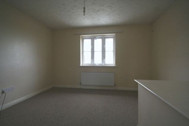  Image of 2 bedroom Semi-Detached house to rent in Morton Close Ely CB7 at Morton Close  Ely, CB7 4FE